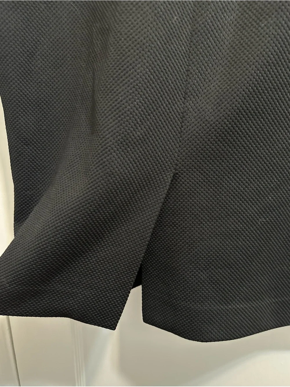attention: Black Pencil Skirt